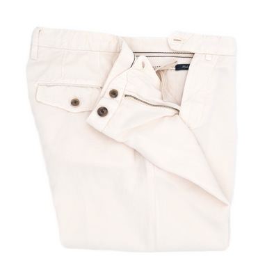 Off white chino MYTHS 24M19L79/4