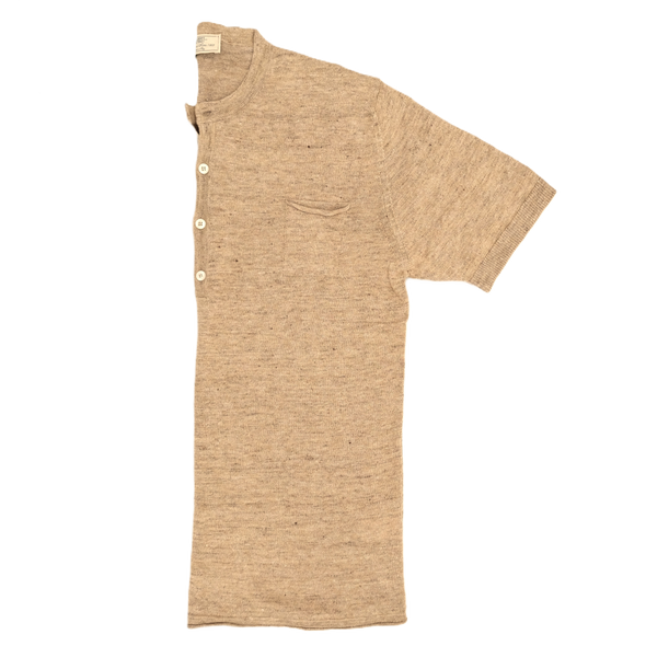 Mottled sand and button closure t-shirt AB KOST